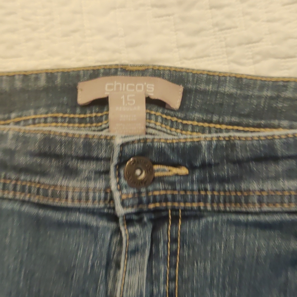 Chico's Women's Denim Jeans in Faded Blue with Contrast Stitching